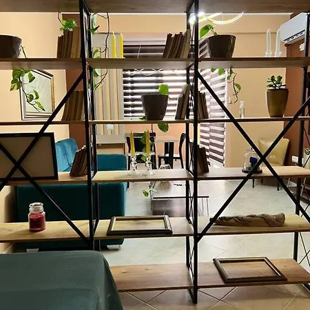 Mel 1 Lungomare Vlore, Albania 公寓