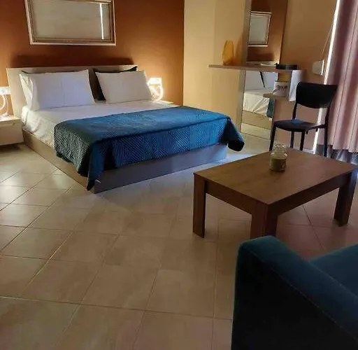 Mel 1 Lungomare Vlore, Albania Apartment *