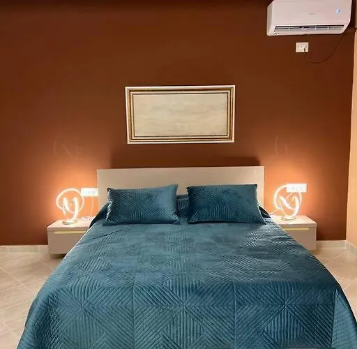 Mel 1 Lungomare Vlore, Albania Apartment *