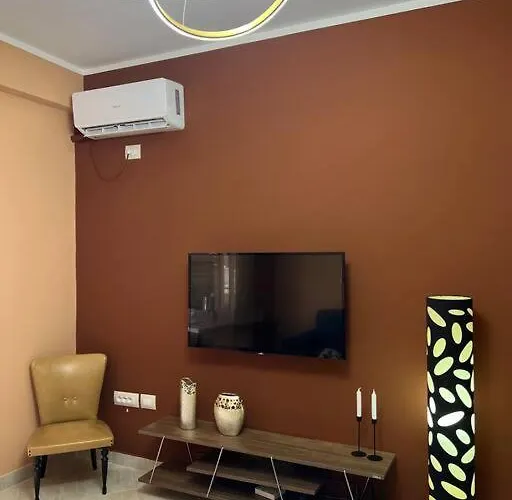 Mel 1 Lungomare Vlore, Albania Apartment